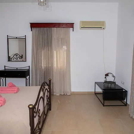 Vakantiehuis Artianna, In Alinda, Leros