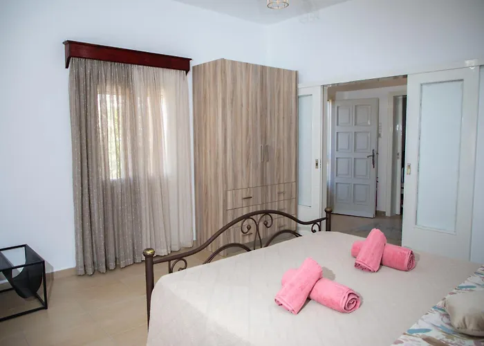 Artianna, In Alinda, Leros 度假居 *