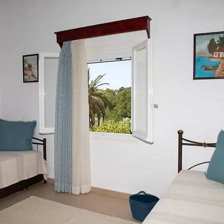 بيت للعطل Artianna, In Alinda, Leros أليندا