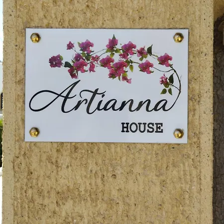 Artianna, In Alinda, Leros بيت للعطل *