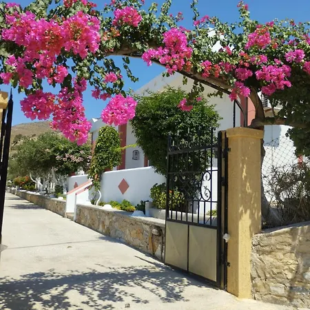 Artianna, In Alinda, Leros