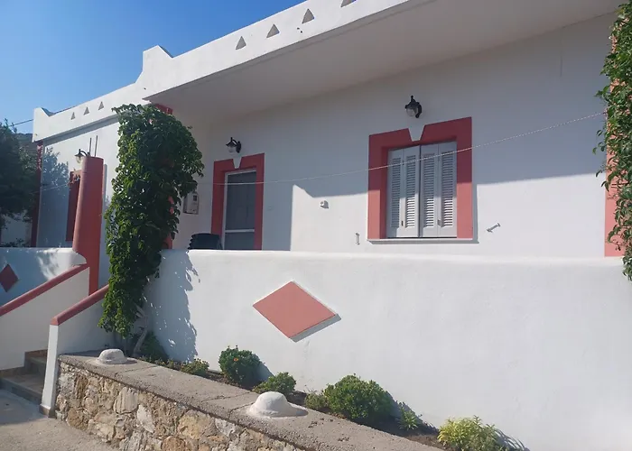 Artianna, In Alinda, Leros 펜션 알린다